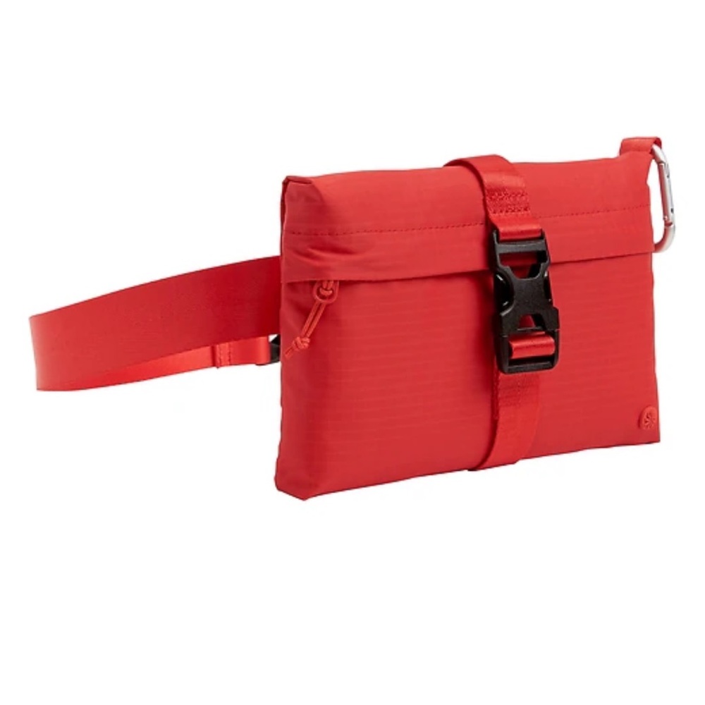 Athleta OSLO convertible crossbody Bag